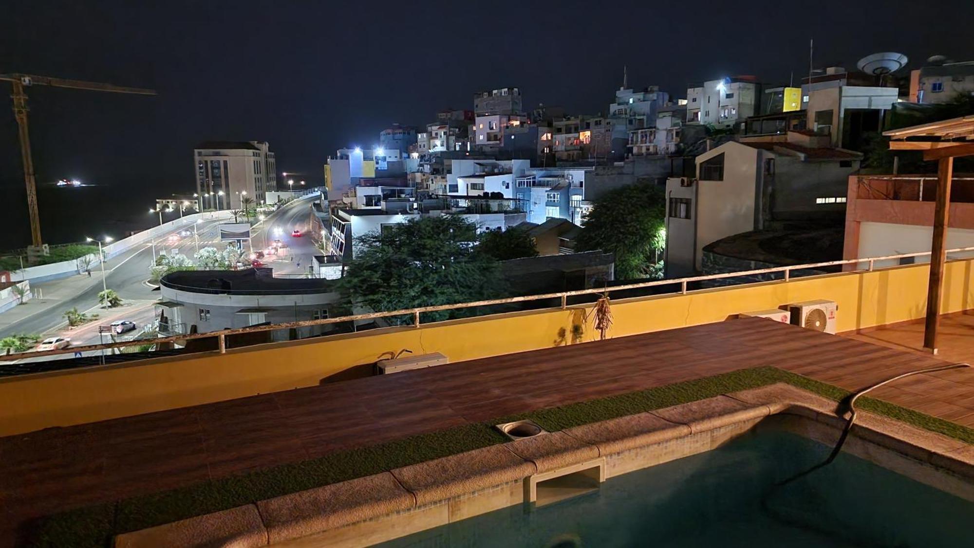 Casa De Ferias Com 2 Quartos Ou Aluguer Diaria 普拉亚 外观 照片